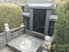 东川公墓中的活人墓和死人墓有什么不同？都有什么讲究？